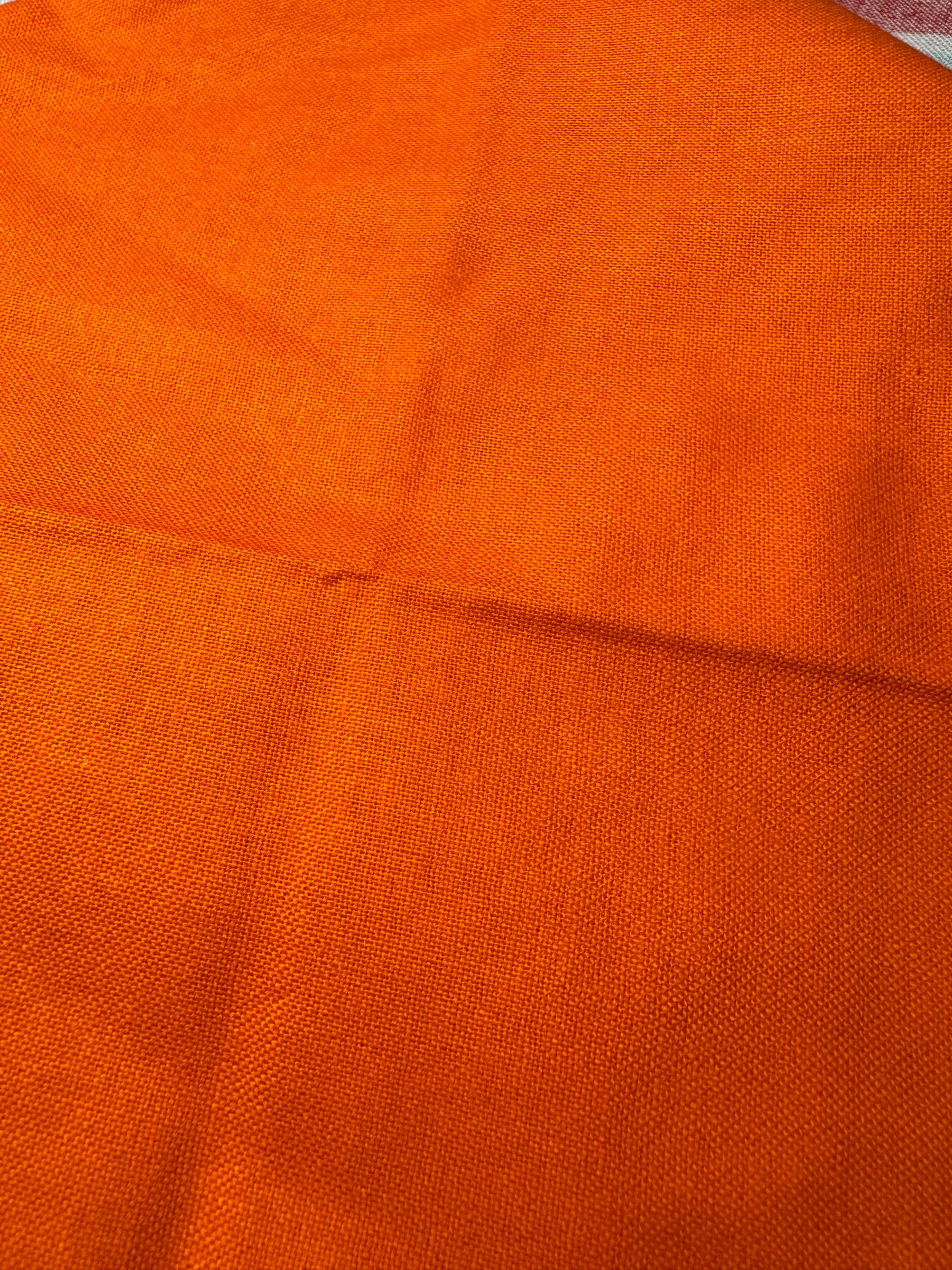 Solid colours